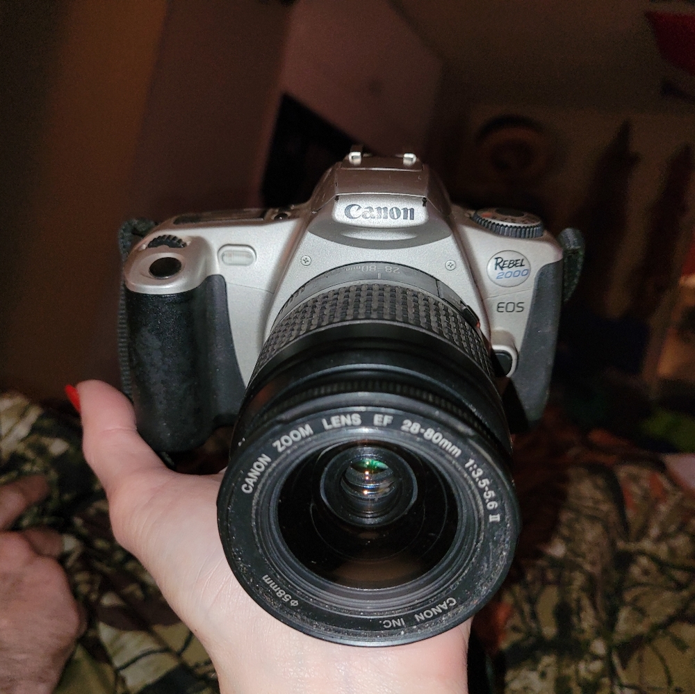 Cannon Rebel 2000